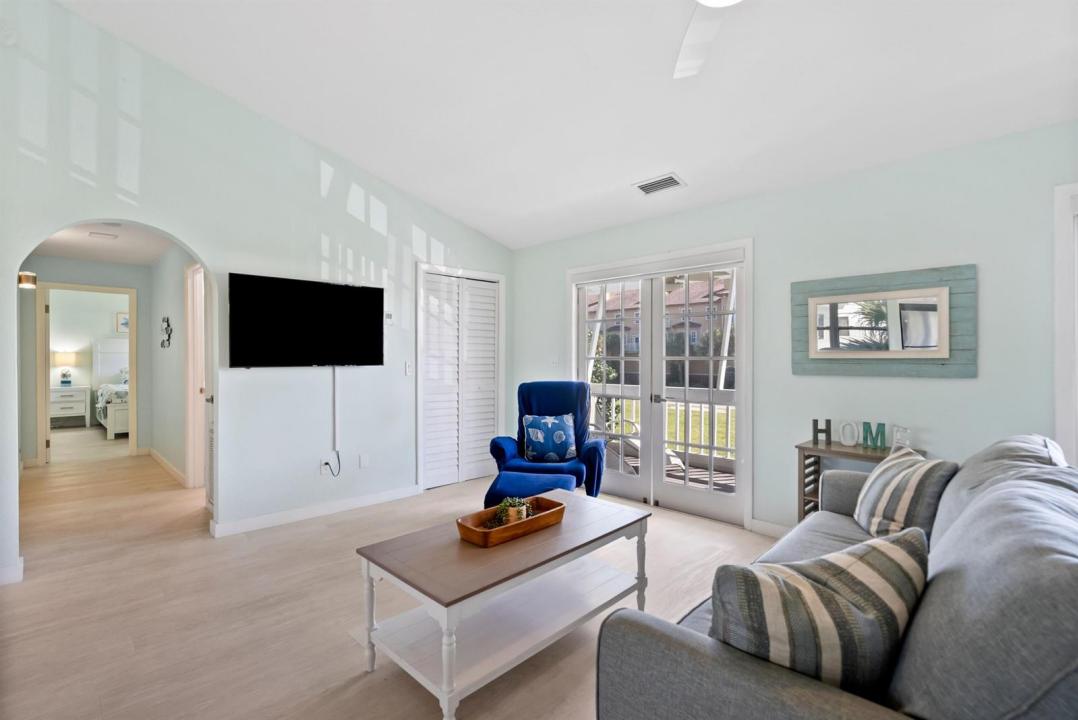 670 Hernando Street A, Fort Pierce, Florida 34949, Stati Uniti