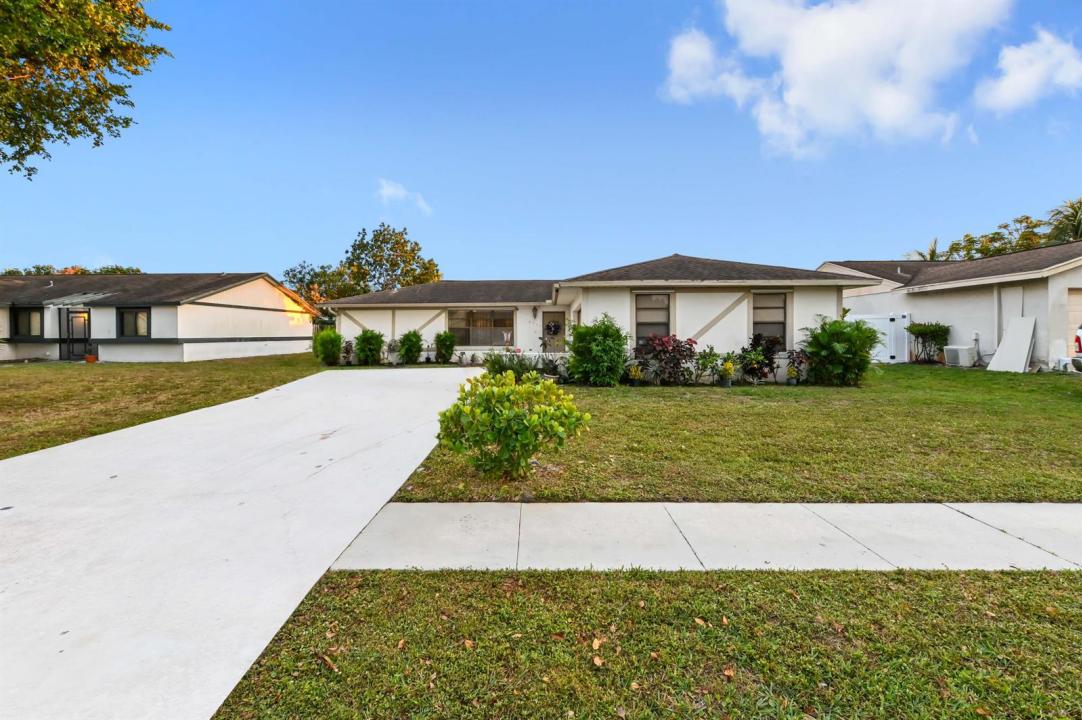 2531 Doral Way, Riviera Beach, Flórida 33407, Estados Unidos