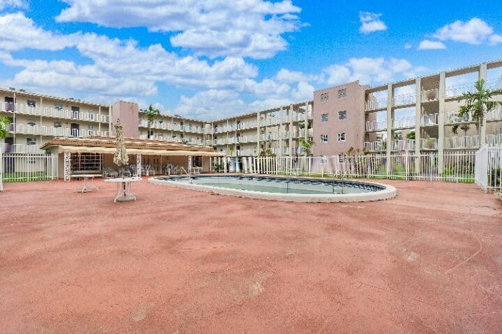 2800 NW 56th Avenue F102, Lauderhill, Florida 33313, Stati Uniti