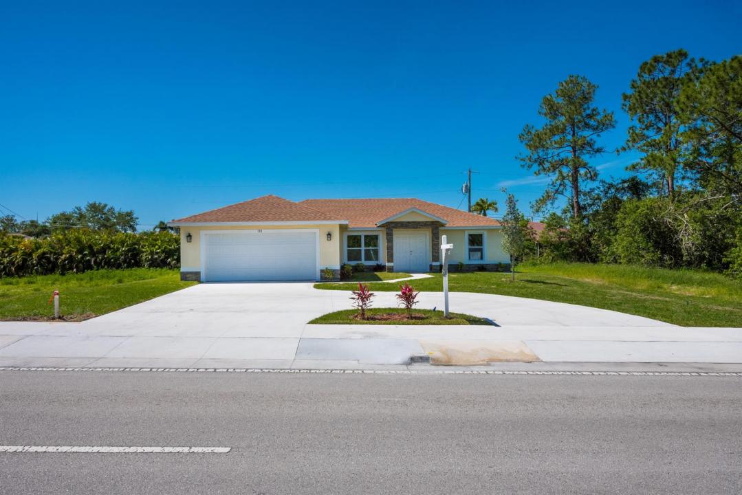 122 SW Becker Road, Port St. Lucie, Floride 34953, États-Unis