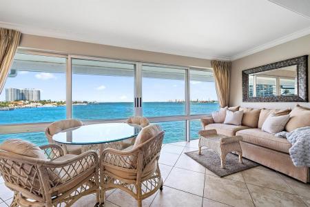 400 Wilma Circle 309, Riviera Beach, Flórida 33404, Estados Unidos