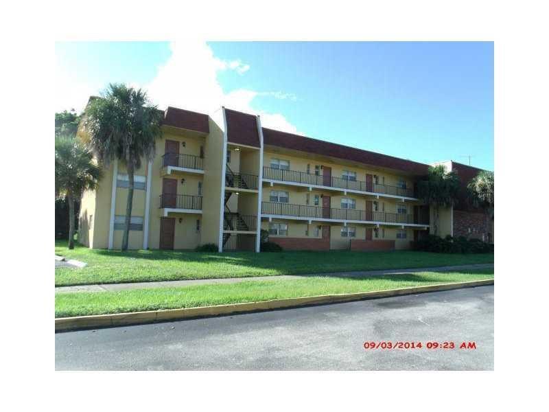8000 Fairview Drive 205, Tamarac, Floride 33321, États-Unis