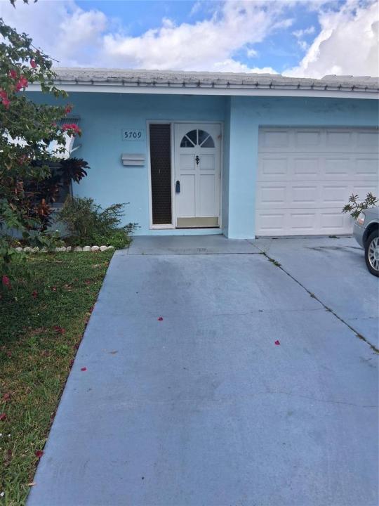 5709 NW 87th Avenue, Tamarac, Floride 33321, États-Unis