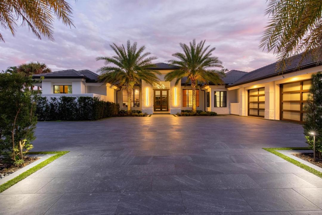 1768 Breakers West W Boulevard, West Palm Beach, Florida 33411, HOA KỲ
