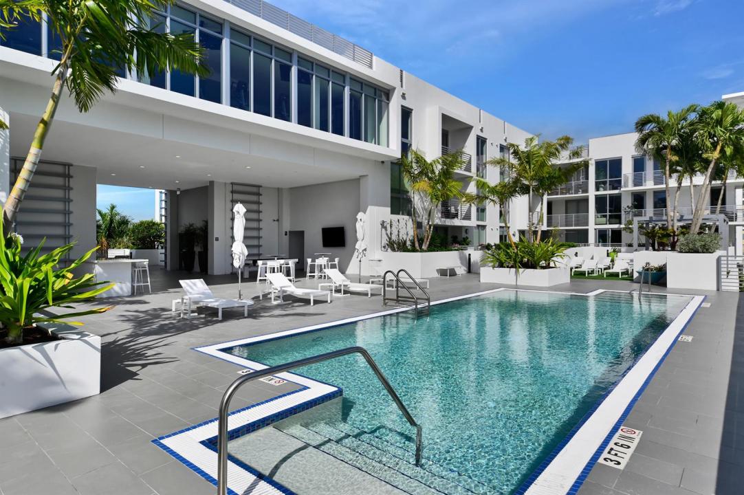 111 SE 1st Avenue 314, Delray Beach, Florida 33444, USA
