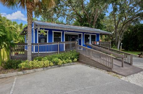 2155 NW Federal Highway, Jensen Beach, Florida 34957, Stati Uniti