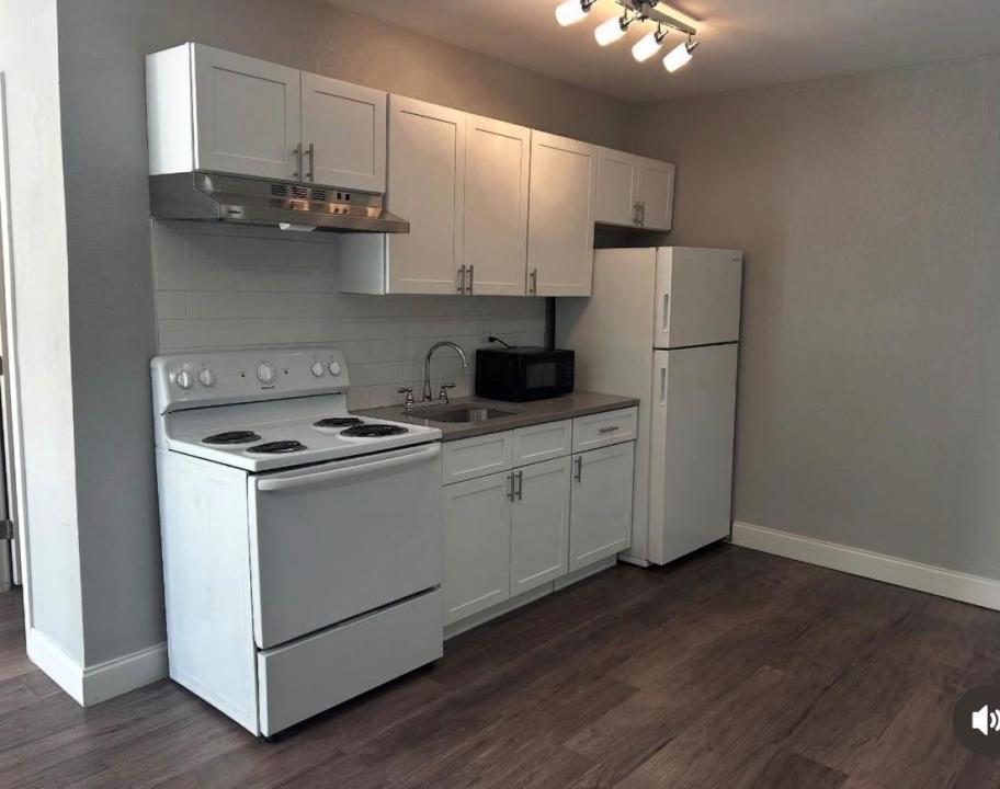 3201 23rd Street, Lehigh Acres, Florida 33971, USA