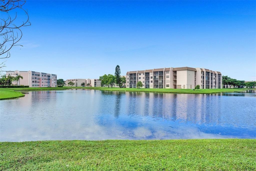 2704 NW 104th Avenue 308, Sunrise, Floride 33322, États-Unis