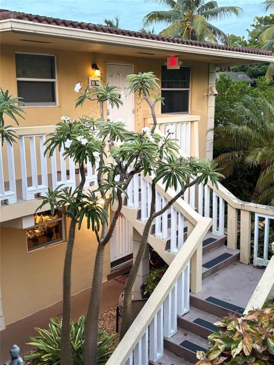 811 NE 14th Place 6, Fort Lauderdale, Floride 33304, États-Unis