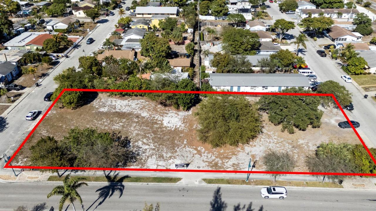 1212 10th Avenue N, Flórida 33460, Estados Unidos