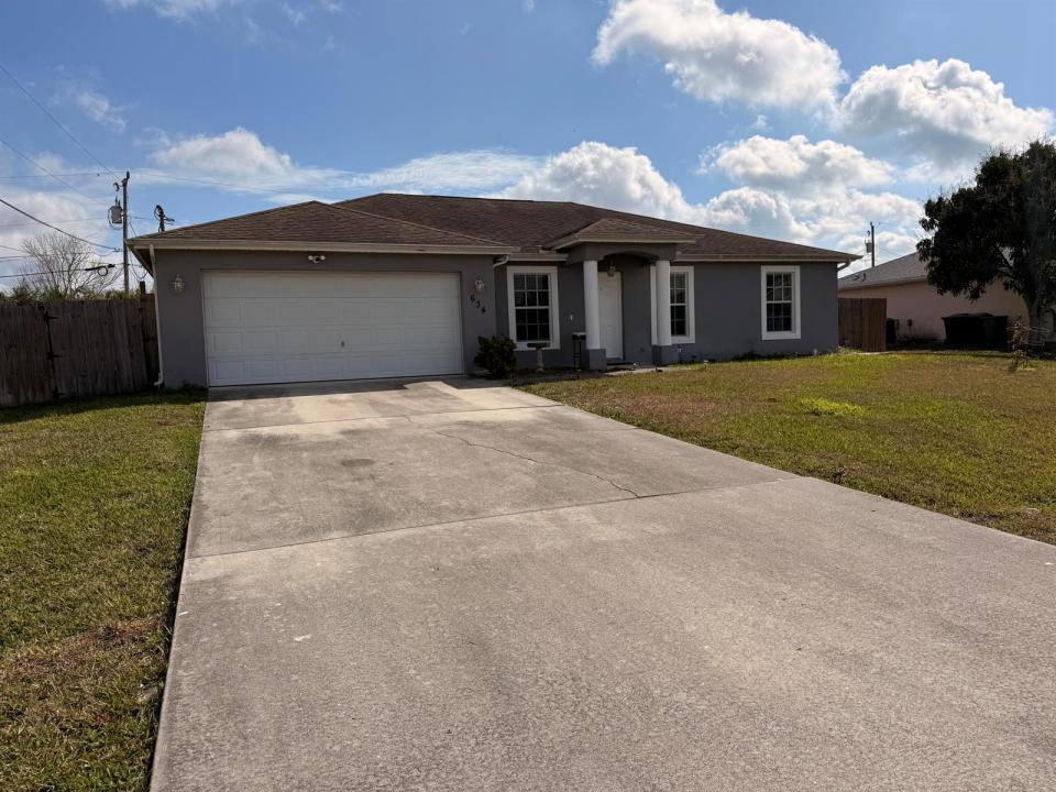 634 SW Millard Drive, Port St. Lucie, Florida 34953, Stati Uniti