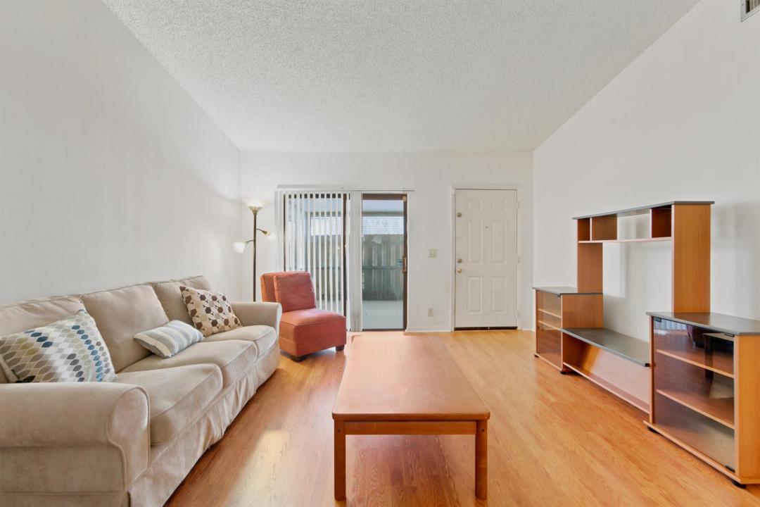 4413 Woodstock Drive A, West Palm Beach, Floride 33409, États-Unis