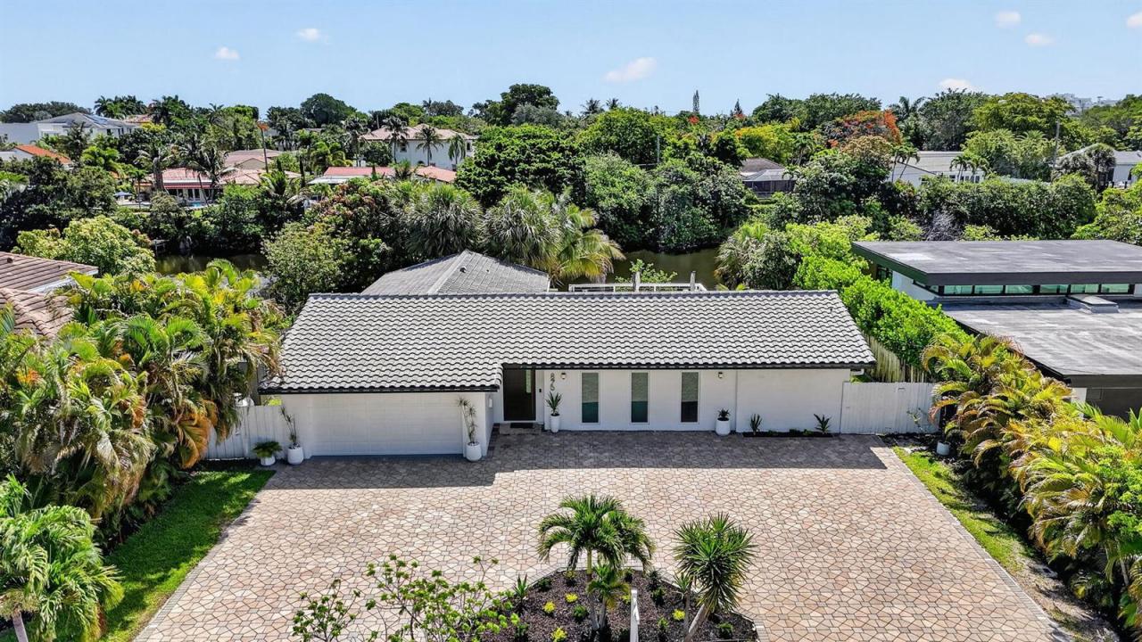 876 NW 6th Avenue, Boca Raton, Florida 33432, USA