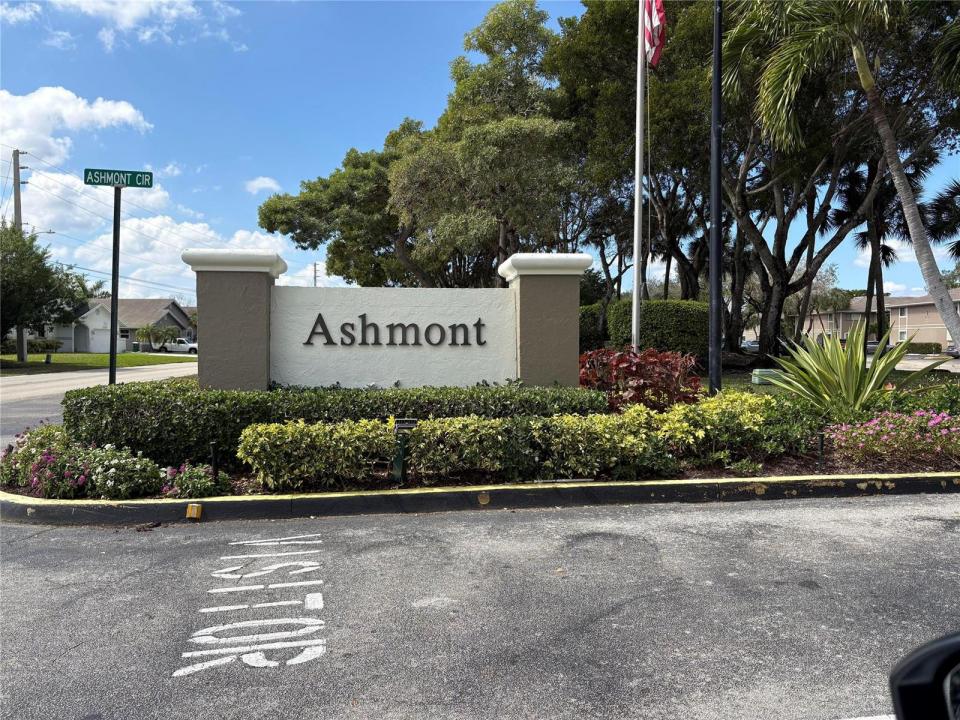 7275 Ashmont Circle 307, Tamarac, Floride 33321, États-Unis