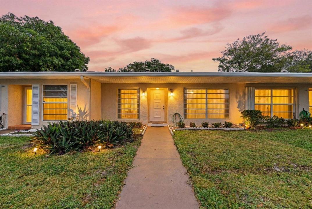 8555 Bella Vista Drive 86, Boca Raton, Florida 33433, USA