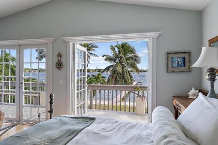 122 S Lake Drive, Lantana, Florida 33462