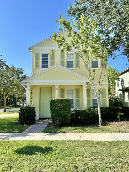 2143 SE Se Bell Isle Drive Drive, Port St. Lucie, Floryda 34952, USA