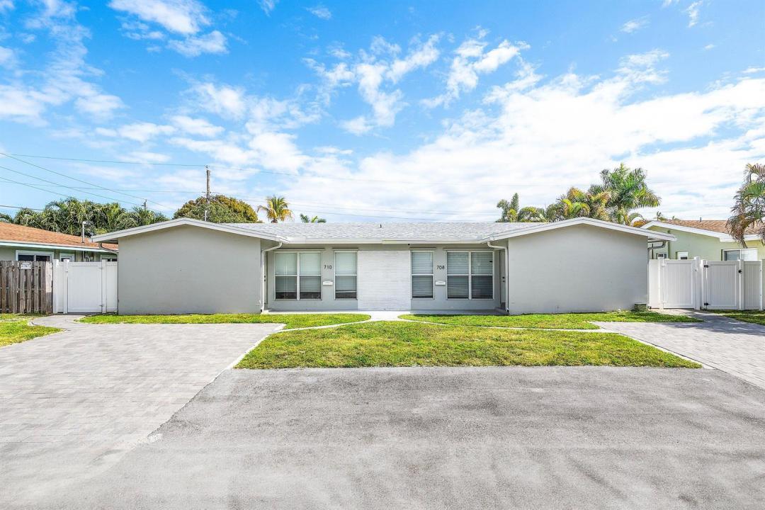 708-710 NE 23rd Avenue, Pompano Beach, Florida 33062, USA