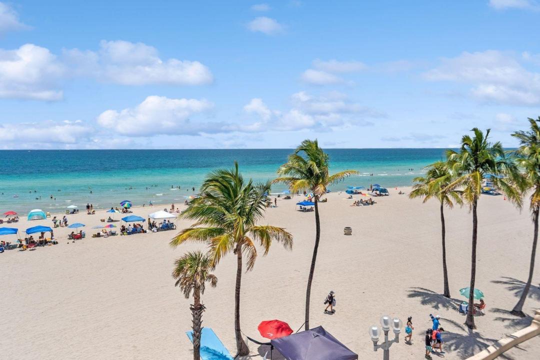 315 Van Buren Street 205b, Hollywood, Floride 33019, États-Unis