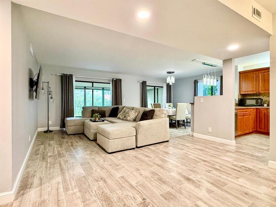 10615 Ocean Palm Way 102, Boynton Beach, Floride 33437, États-Unis