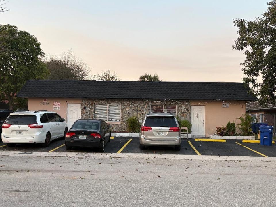 7625 SW 10th Street, North Lauderdale, Florida 33068