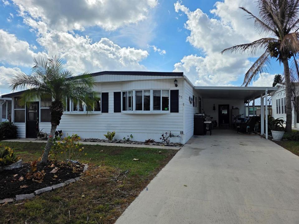 55 Mediterranean N Boulevard, Port St. Lucie, Floride 34952, États-Unis