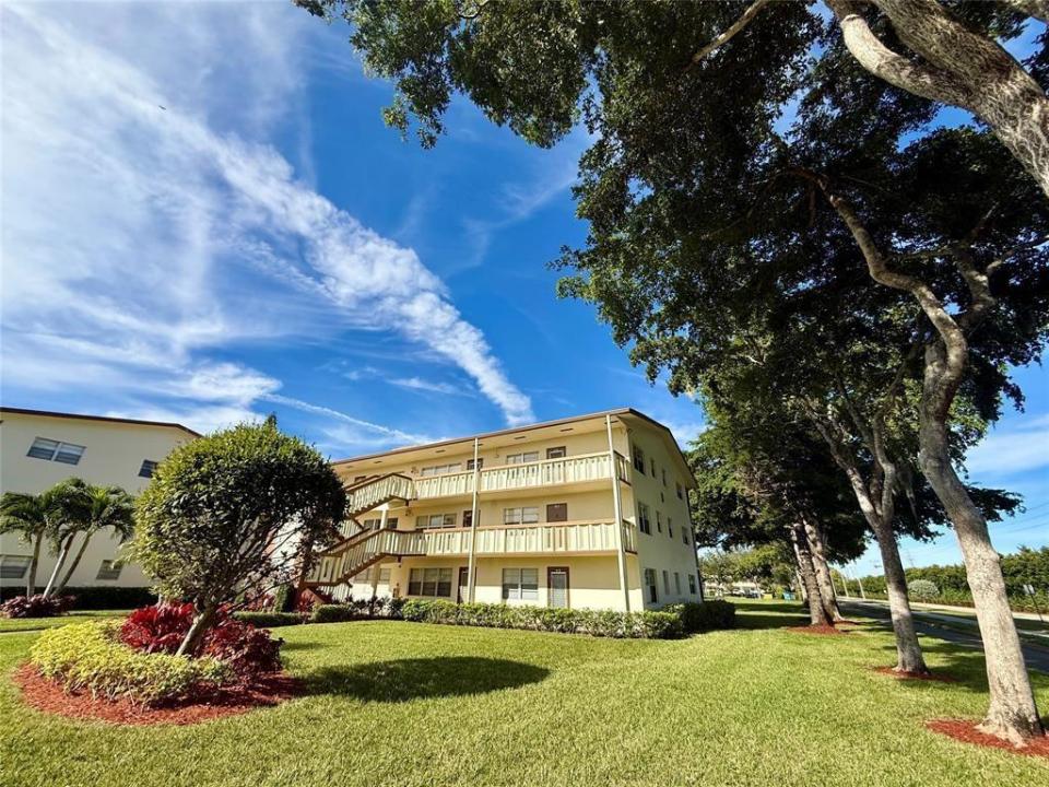 84 Mansfield B 84, Boca Raton, Floride 33434, États-Unis