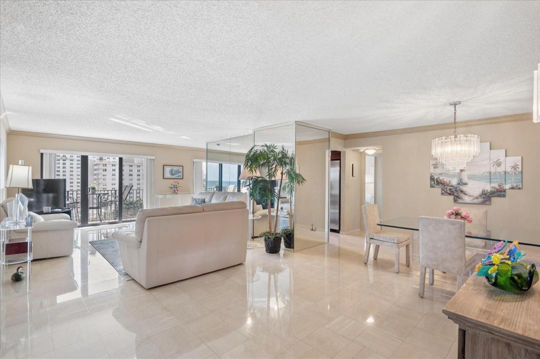 1201 S Ocean 704s, Hollywood, Floryda 33019, USA