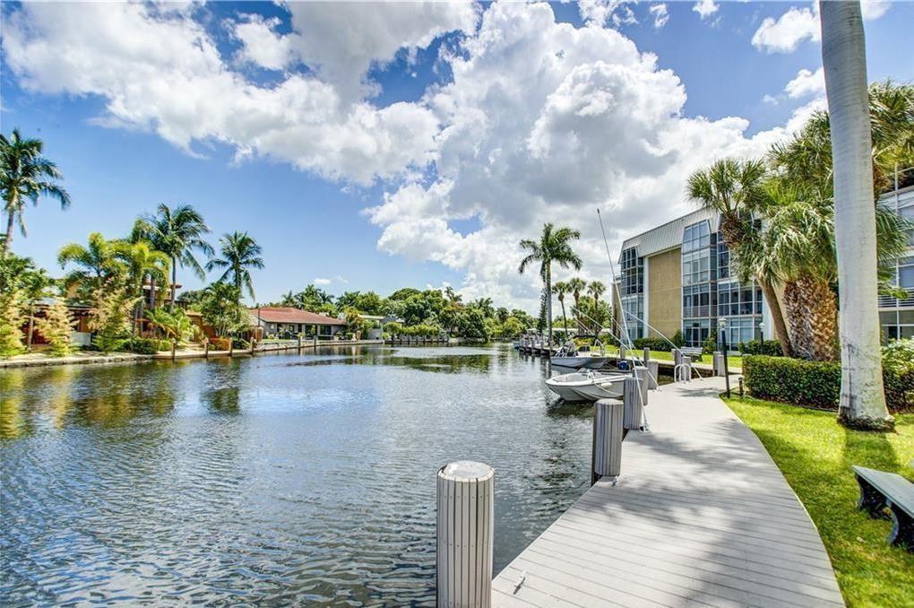 2990 NE 16th Avenue 301, Oakland Park, Floride 33334, États-Unis