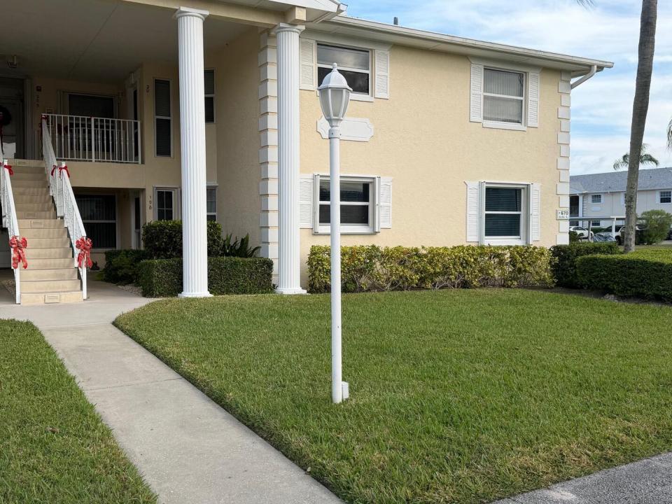 670 E Lake Jasmine Circle 106, Vero Beach, Floryda 32962, USA