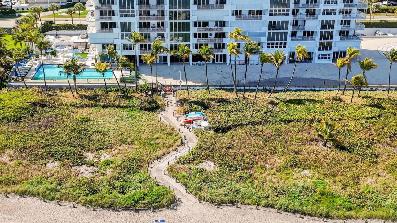 3000 S Ocean Boulevard 1004, Boca Raton, Florida 33432, USA