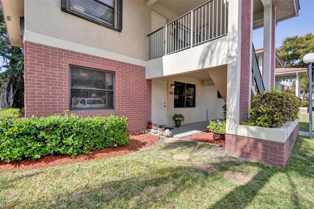9629 NW 4th Street 4a, Coral Springs, Floride 33071, États-Unis