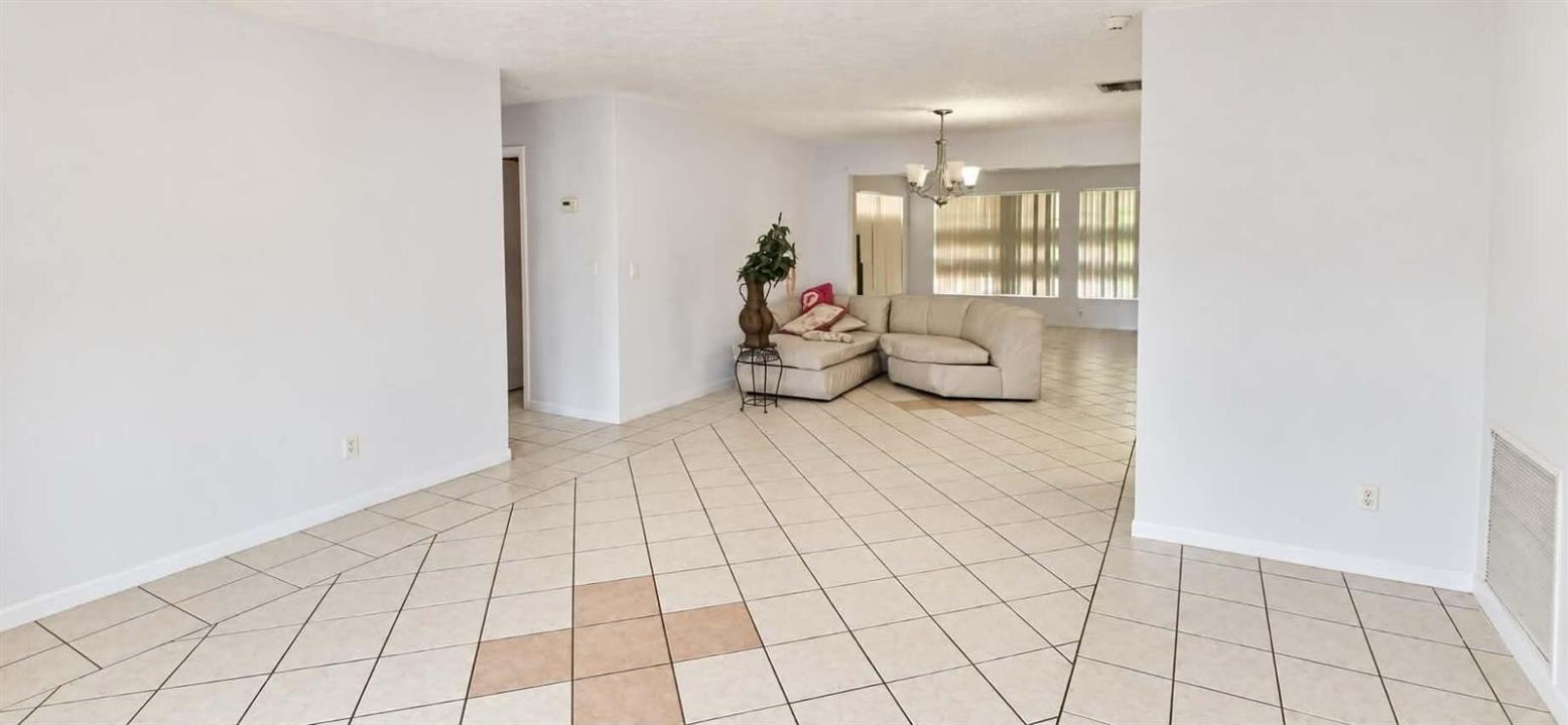 218 Olive Avenue, Port St. Lucie, Florida 34952, USA