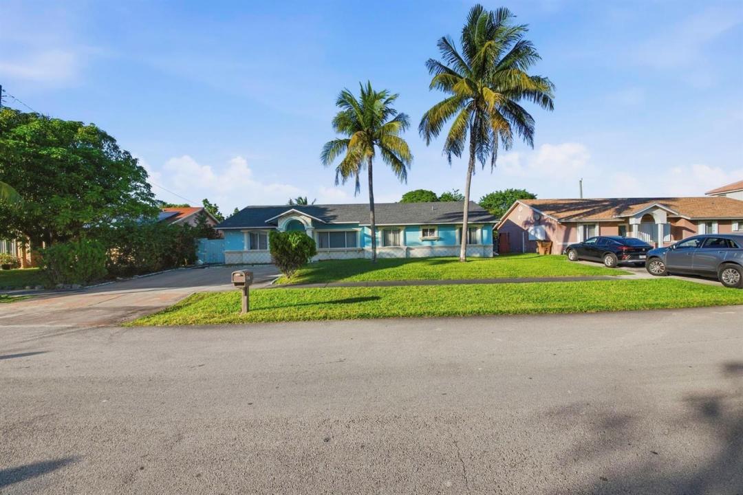 561 NE 38th Street, Deerfield Beach, Floride 33064, États-Unis