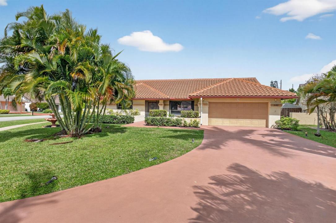 9362 Laurel Green Drive, Boynton Beach, Florida 33437, USA