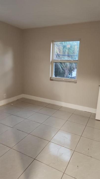 1104 State Street B, West Palm Beach, Floride 33407, États-Unis