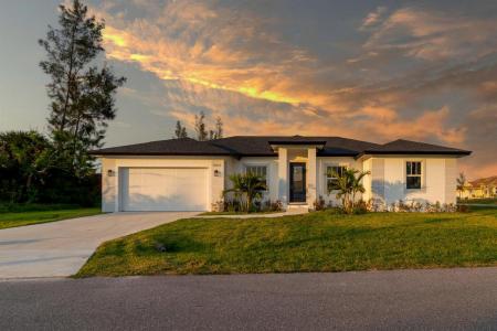 10625 Ayear Road, Port Charlotte, Florida 33981, USA