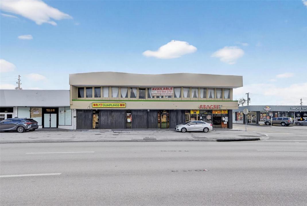 1232 NE 163 Street, North Miami Beach, Floride 33162, États-Unis