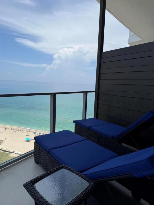 3100 N Ocean Drive H1801, Singer Island, Floride 33404, États-Unis