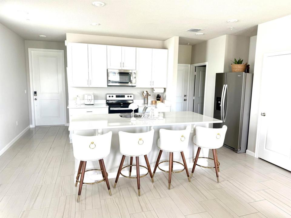 389 Salisbury Circle, Fort Pierce, Florida 34982, USA