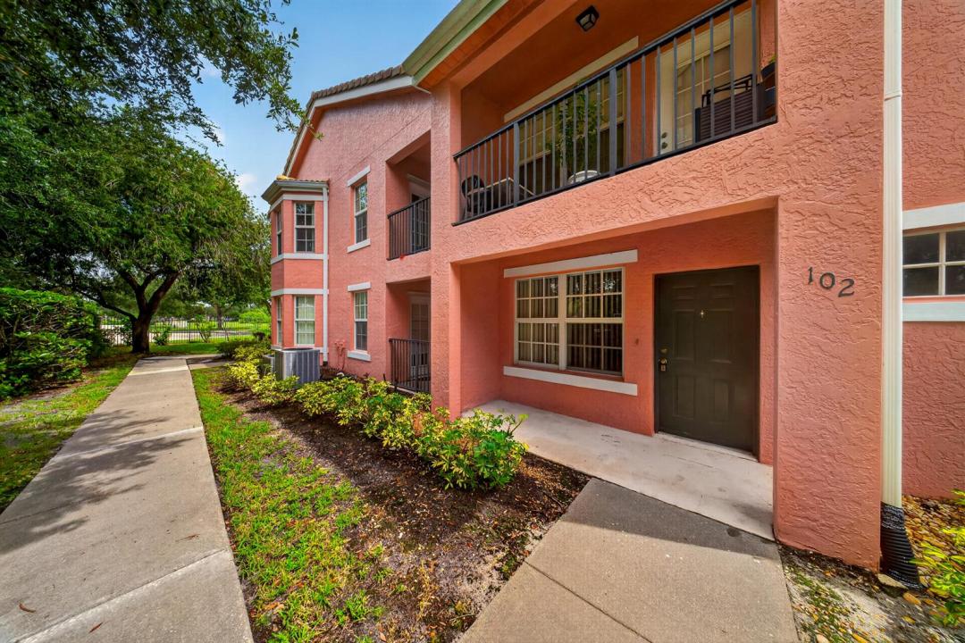 150 SW Peacock Boulevard 26-102, Port St. Lucie, Floride 34986, États-Unis