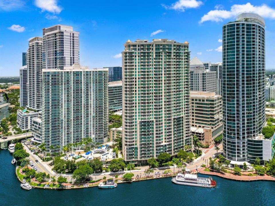 347 N New River Drive 1506, Fort Lauderdale, Florida 33301, USA