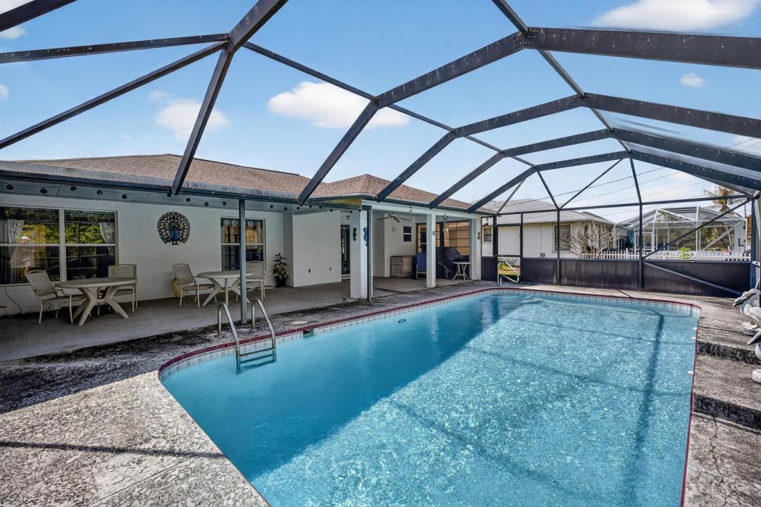 459 SE Nome Drive, Port St. Lucie, Floride 34984, États-Unis