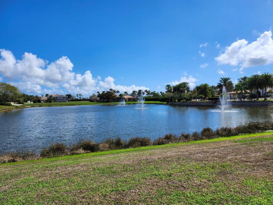 104 SE San Alicante, Port St. Lucie, Florida 34984, USA