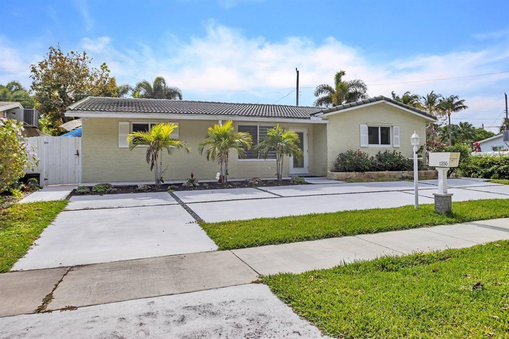 1250 Arthur Street, Hollywood, Florida 33019, USA