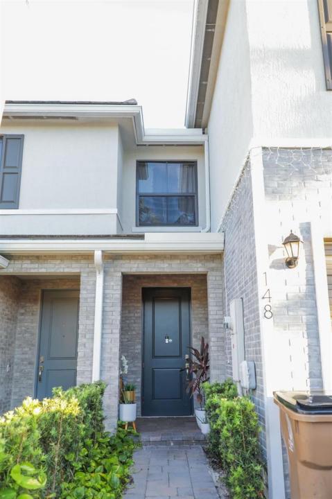 148 SE 5th Court, Deerfield Beach, Floride 33441, États-Unis