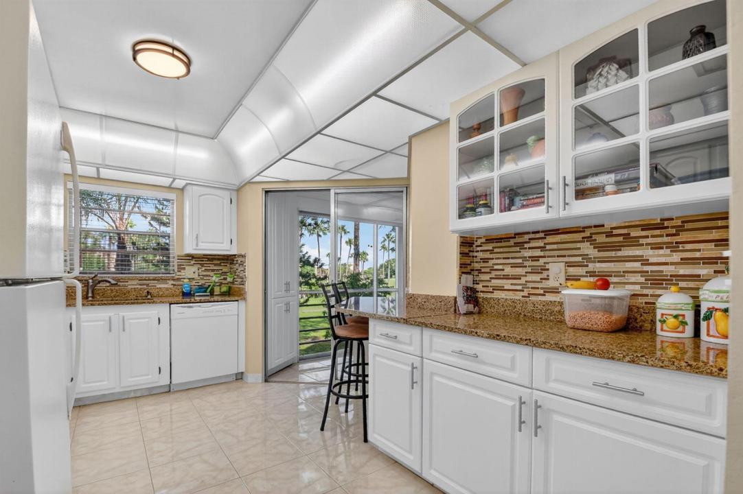 3810 Via Poinciana 206, Lake Worth, Floride 33467, États-Unis