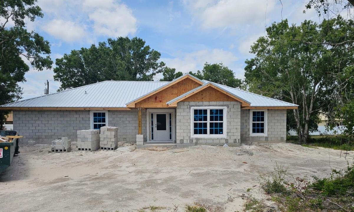 3671 NW 16th Avenue, Okeechobee, Floride 34972, États-Unis
