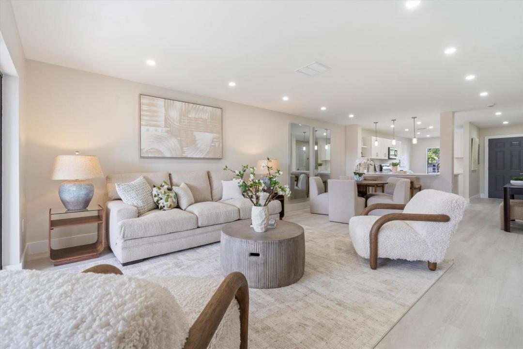 47 Stratford W Lane F, Boynton Beach, Florida 33436, USA