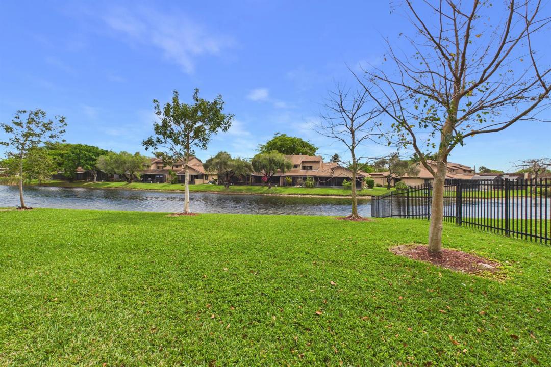 9780 Nob Hill Court 9780, Sunrise, Floride 33351, États-Unis